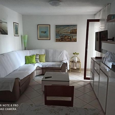 Apartman Robertino 1966 Makarská Exteriér fotografie