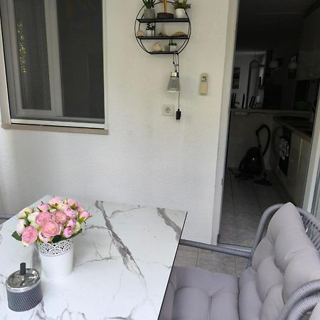 Apartman Robertino 1966 Makarská Exteriér fotografie