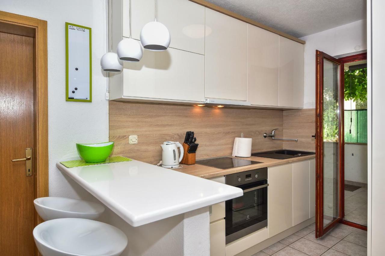 Apartman Robertino 1966 Makarská Exteriér fotografie