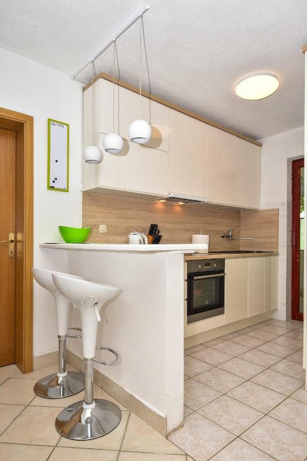 Apartman Robertino 1966 Makarská Exteriér fotografie