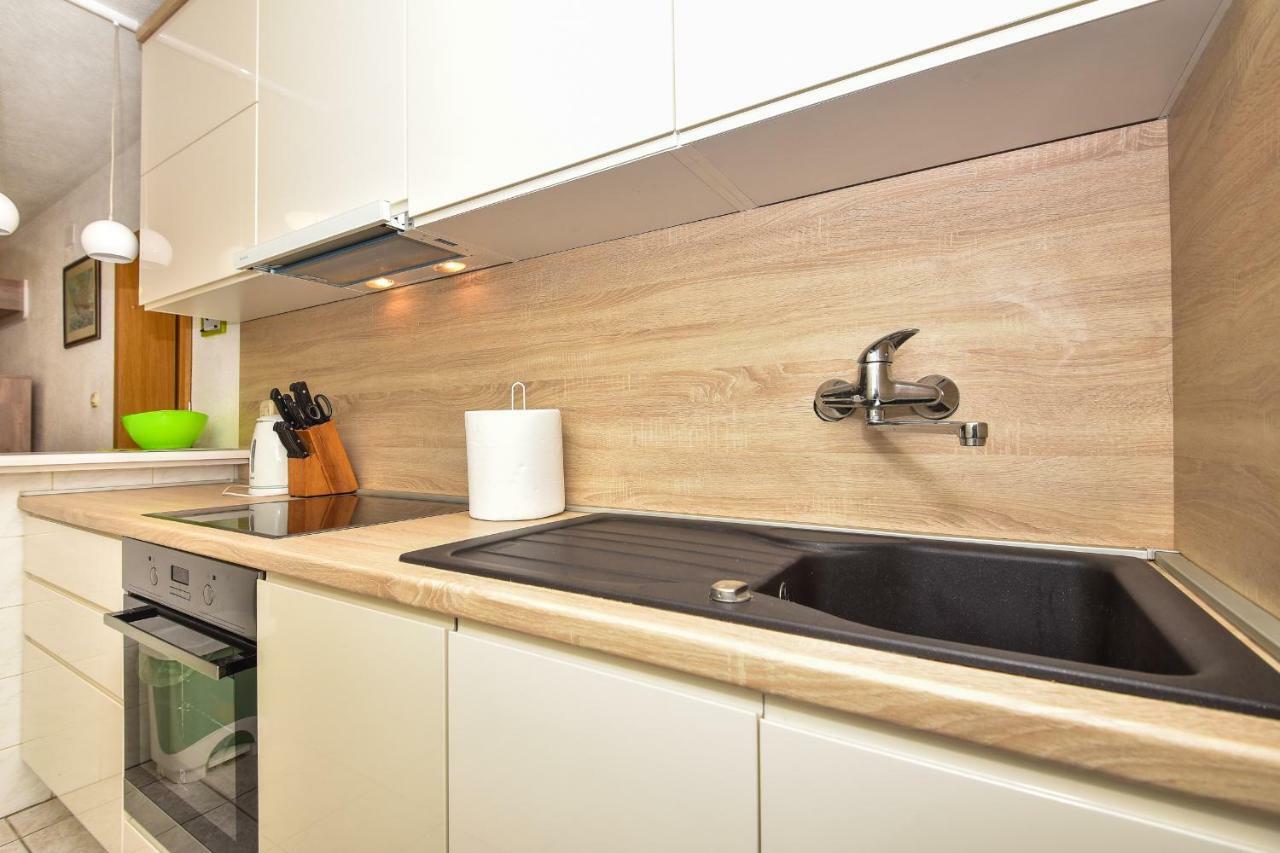 Apartman Robertino 1966 Makarská Exteriér fotografie
